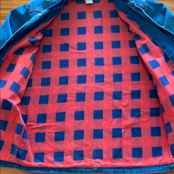 💚 Vintage Barn Jean Jacket - Picture 2 of 15